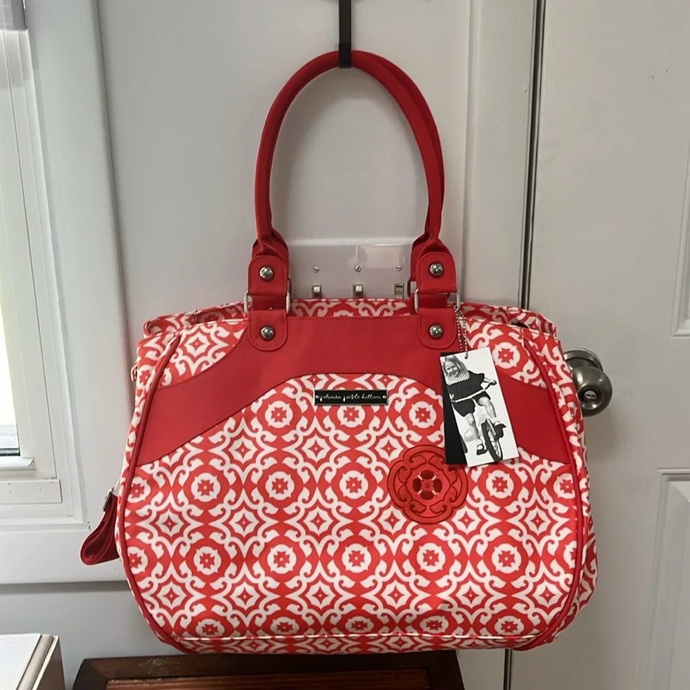 Petunia Pickle Bottom Relaxing in Rimini Wistful Weekender/Diaper Bag,NWT